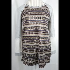 Hem & Thread Size Small Wool Sweater